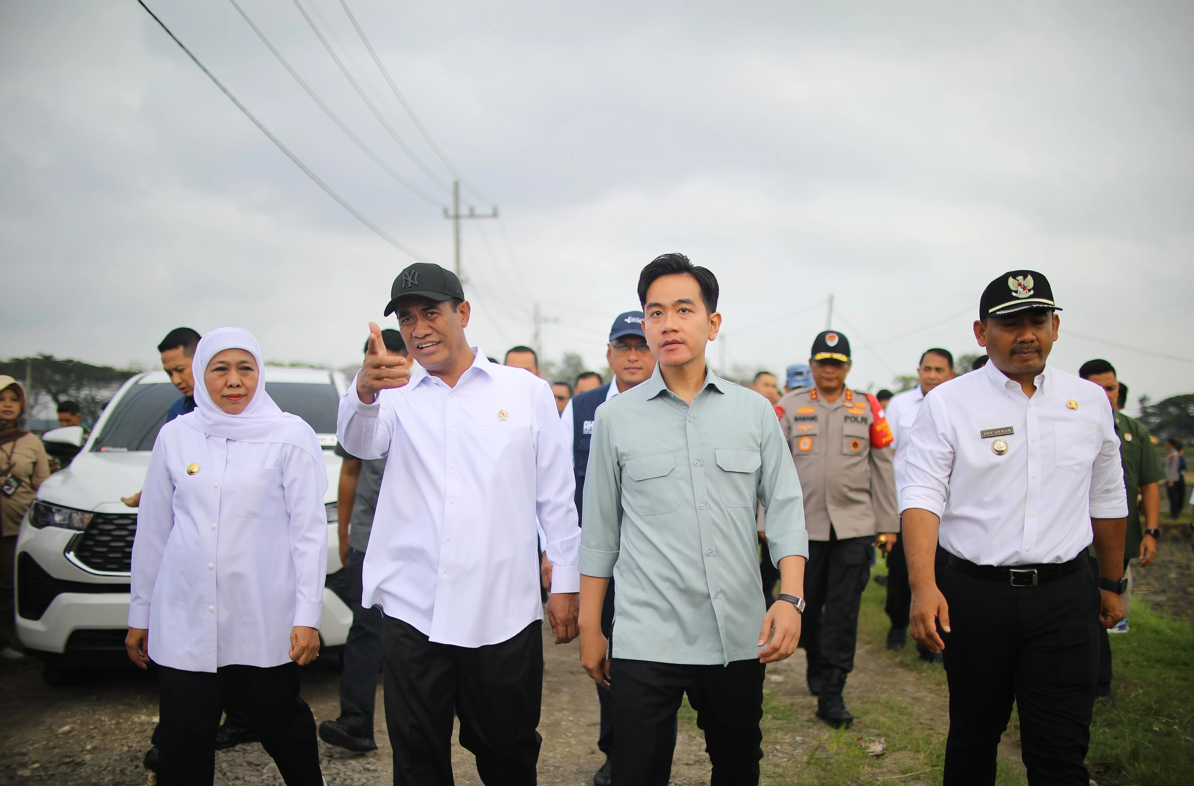 Mentan Amran Dampingi Wapres Gibran ke NTT, Tegaskan Komitmen Terus Dorong Kemajuan Pertanian